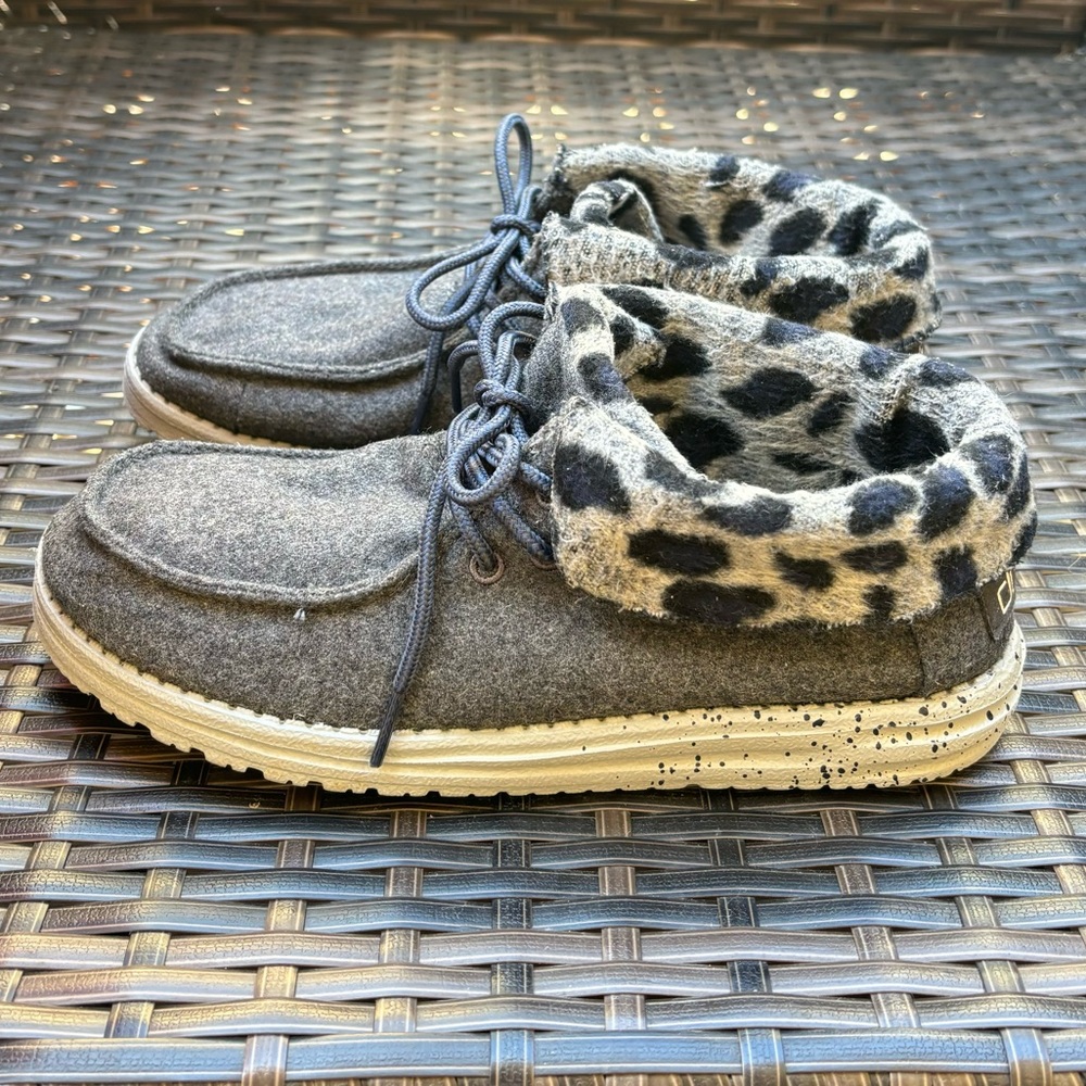 Womens Hey Dude Britt Grey Cheetah by Hey Dude Size 9‎